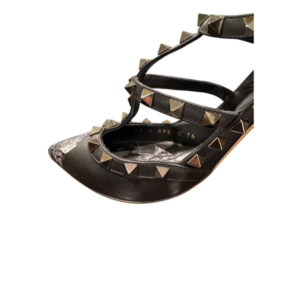 Valentino Undercover Rose Black Rockstud Pump | Size EU 36 US6, Like New - Picture 9 of 12